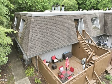 231 Summerwalk Cir