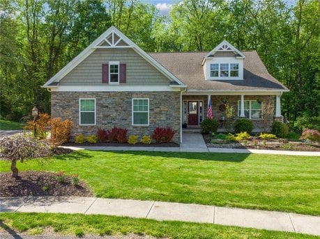 113 Stillwater Ln