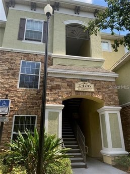 2406 Courtney Meadows Ct Apt 104