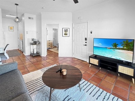 12166 Metric Blvd Apt 213