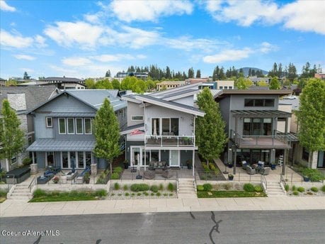 1605 W Bellerive Ln