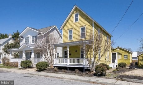 121 Franklin Ave
