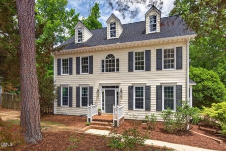 10 Altmont Ct