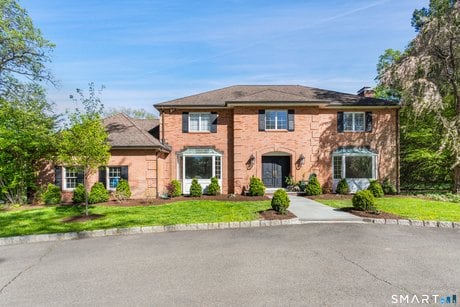 223 Jonathan Dr