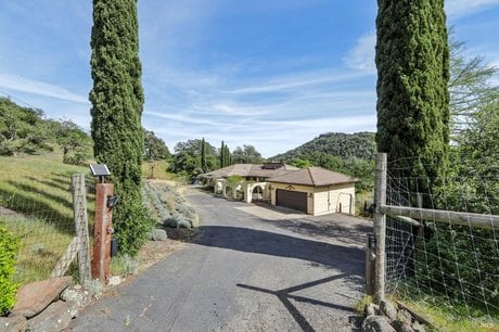 4084 Atlas Peak Rd