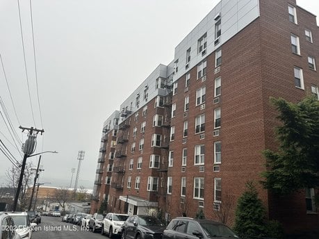 36 Hamilton Ave Apt 6J