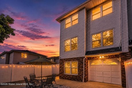 873 Bloomingdale Rd