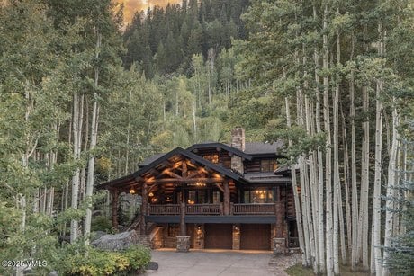 3816 Lupine Dr