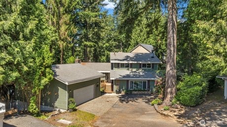 8941 170th Ct NE