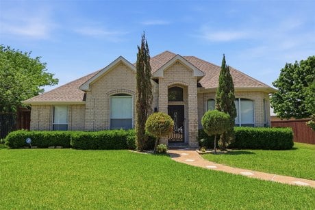 4844 Bear Run Dr