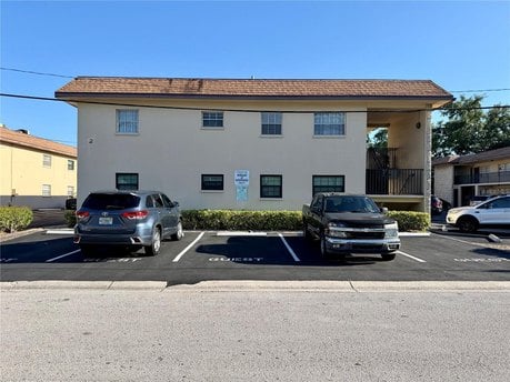 1320 Moreland Dr Unit 12