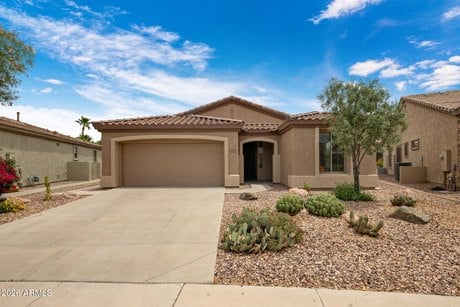 4219 E Donato Dr