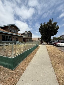 1403 Elm Ave