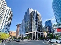 135 Seaport Blvd Apt 1203