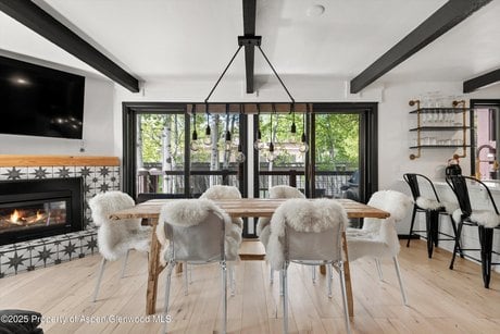 35 Upper Woodbridge Rd Unit 2AB