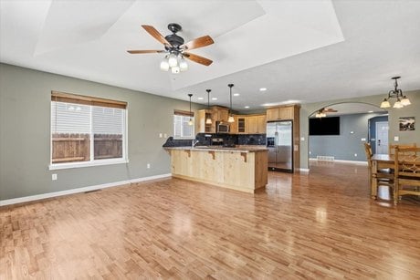 111 Cally Ln