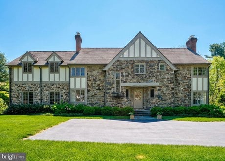 617 Harriton Rd