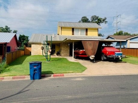 4901 Lambs Ln
