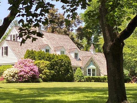 18 Lincoln Ave