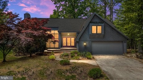 377 Broadview Ln