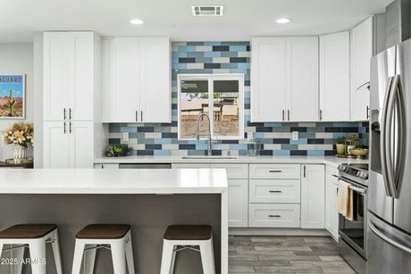 8312 E Mackenzie Dr