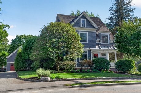 33 Linden St