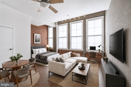 315 New St Apt 604
