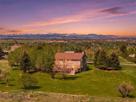 220 Ridge Trl