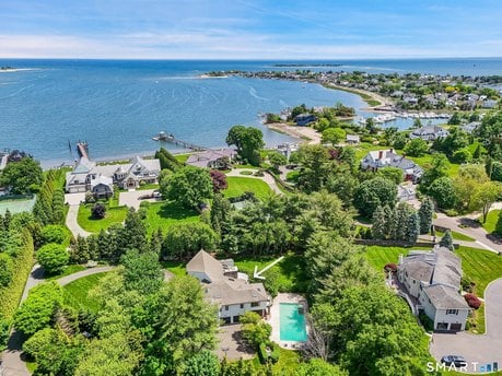 299 Saugatuck Ave