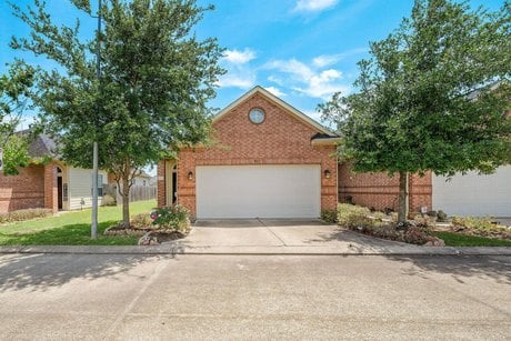 912 Sweet Pine Dr