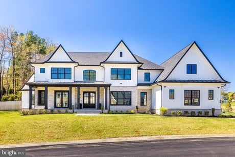 952 Walker Rd