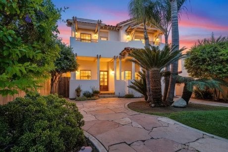 862 G Ave