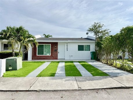 10209 SW 20th Ter