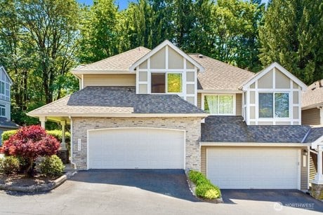 6699 SE Cougar Mountain Way