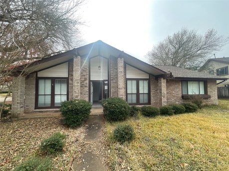 3403 Woodstream Pl