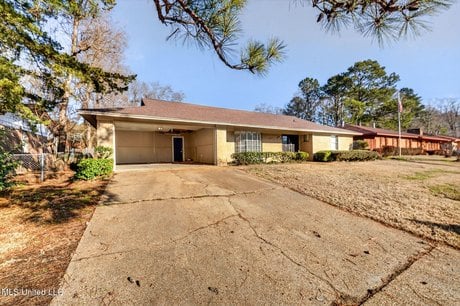 6607 Franklin D Roosevelt Dr
