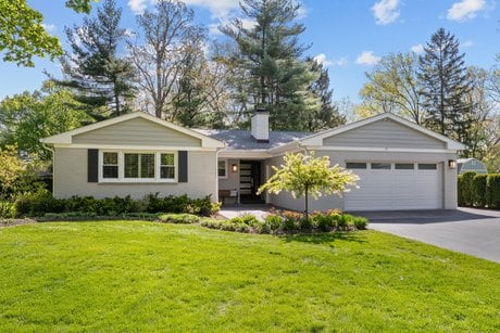 1143 Beverly Pl