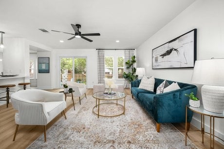 1806 Carriage Club Dr