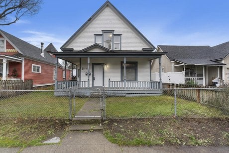 2115 W Dean Ave
