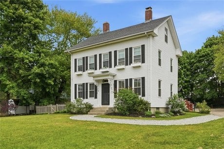 243 Maple Ave