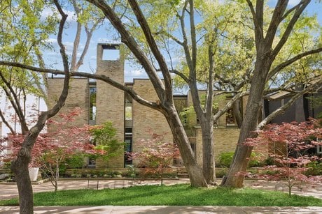3615 Dartmouth Ave