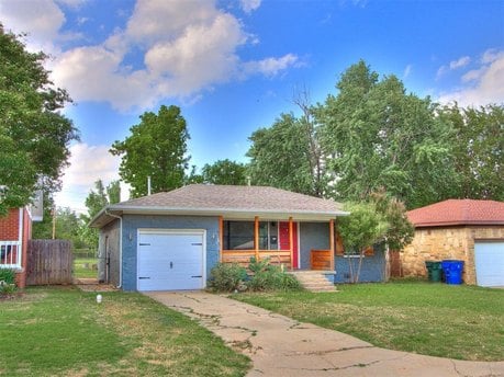 2309 Westchester Dr