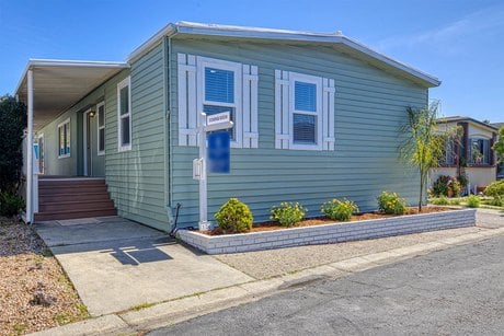 2395 Delaware Ave Spc 126