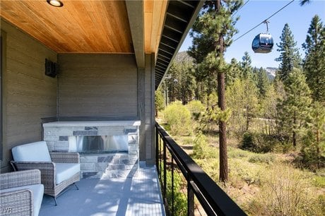30 Lake Pkwy Unit 3