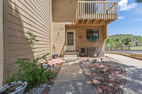 252 S Oman Rd