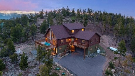 1028 Rudi Ln