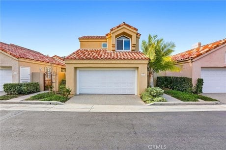 63 Shearwater Pl