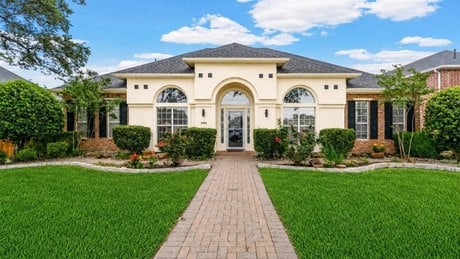 2409 Micarta Dr