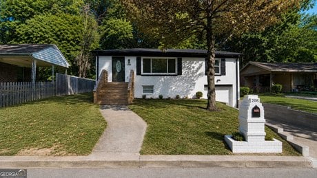 208 Silver Springs Cir SW
