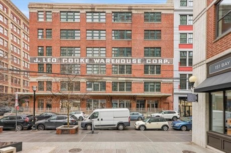140 Bay St Apt 6F